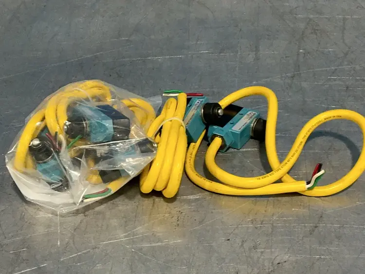 Used LR IEC 6094751 Relays & Switches Ohio US | HGR 24 #1324398
