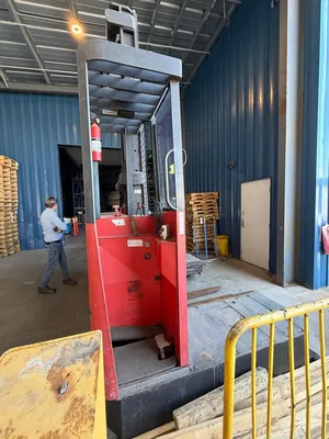 1996 RAYMOND 076-SL100TF Forklift Trucks | Global Machine Brokers, LLC (7)