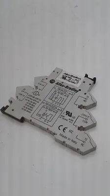 Used ALLEN-BRADLEY ALLEN-BRADLEY TERMINAL BLOCK 700-HL52Z24 SER.A Terminal Blocks | ND Industrial Surplus #1225067