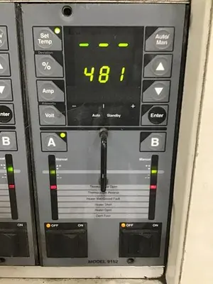 USED HUSKY 9152