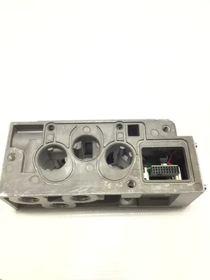 Bayer Cropscience VAL99-0097/85228588 Valve Manifold Base