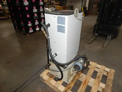 Used DAIKIN INDUSTRIES AKZ328-X Chillers Texas US | Aucto #1307311