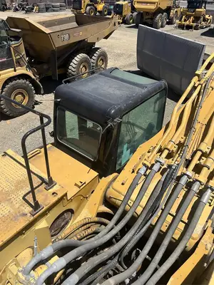 USED 2007 CATERPILLAR 365C