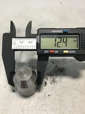 USED VICKERS 25-D10-30