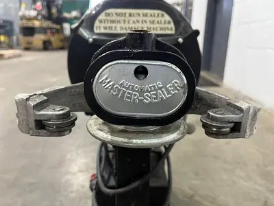 Master-Sealer Auto Can Sealer