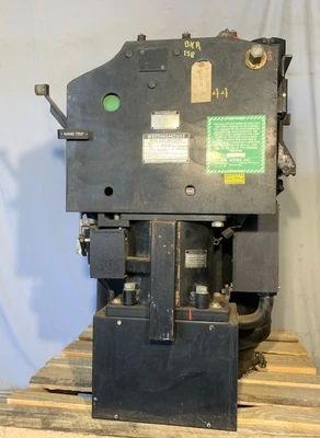 Westinghouse B-28-B Oil Circuit Breaker 1200A, 6900V, 125V Trip