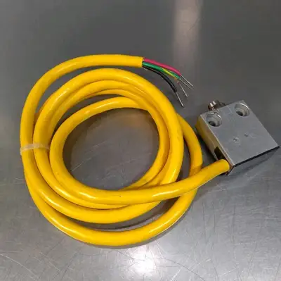 Square D MS01S0206 Ser B Limit Switch Loc5E34