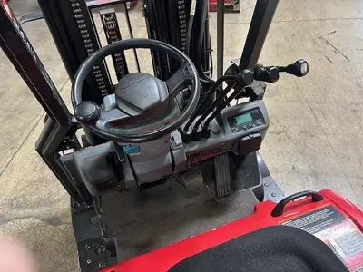 Used 2018 RAYMOND 4460C35S 3-Wheel Sit down Electric Counterbalance Forklifts Illinois US | Somerset Equipment Sales #1546150