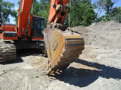 Used 2012 DOOSAN DX350 LC Crawler Excavators | Abele Tractor #1342776