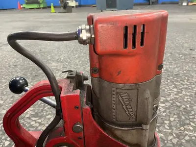 Used MILWAUKEE TOOL 427020 Portable Drills including Magnetic Base Ohio US | HGR 24 #1508135