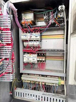 USED GAI 3001 TOP