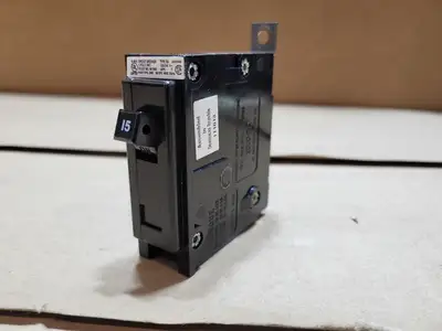 Used CUTLER-HAMMER BAB1015 Circuit Breakers British Columbia CA | Lenmark #1743342