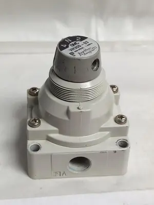 USED SMC VH300-03