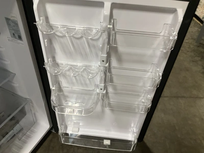 Used GE PPV10R5YBRBB Refrigerators Michigan US | Miedema Asset Management Group #1443109