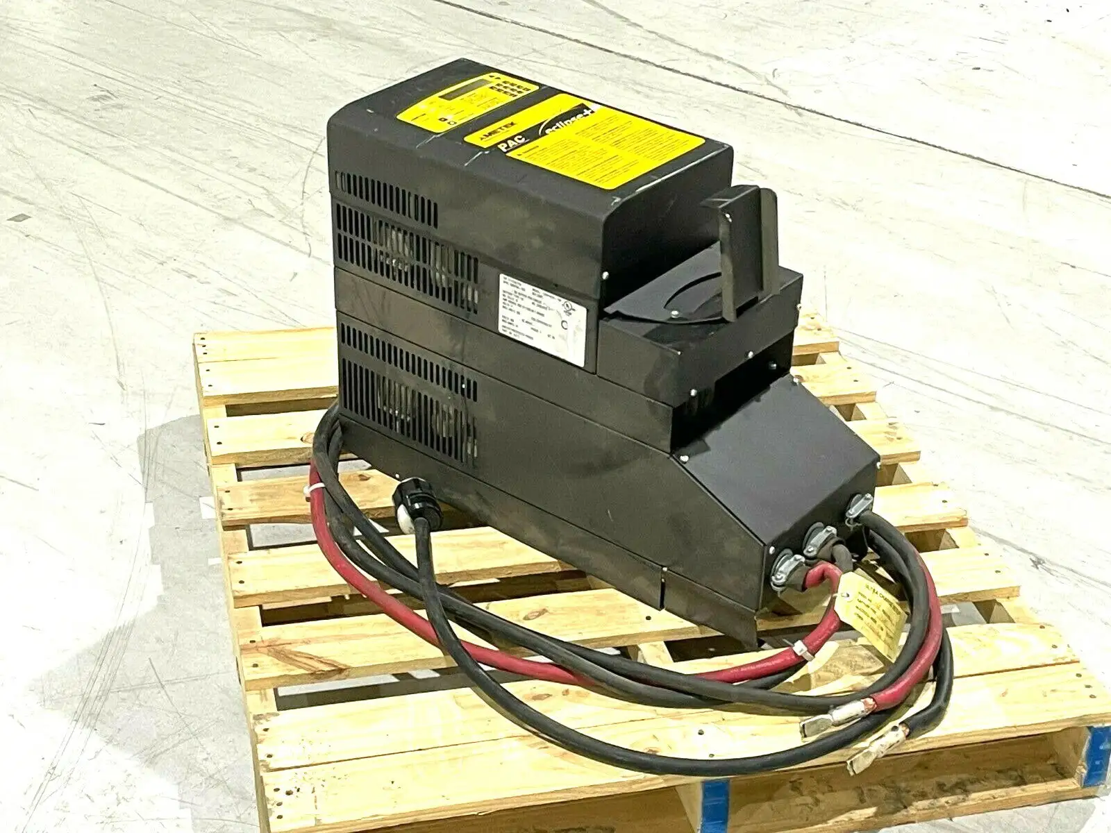 1200PACD3-18P | Ametek  Prestolite Power Battery Charger EC2000 - For parts or not working