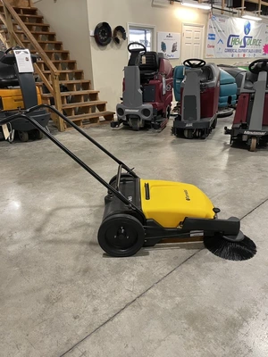 Tornado SWM 31/9 Manual Push Sweeper NEW