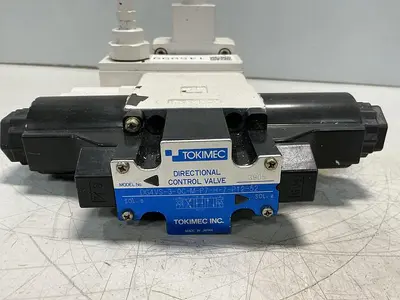 USED TOKIMEC DG4VS-3-0C-M-P7-H-7-P12-52