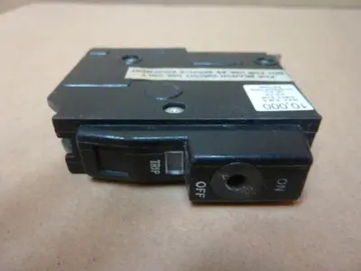 USED SQUARE D QOB110