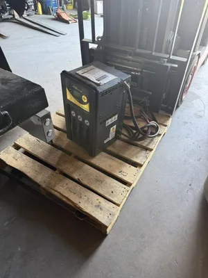 Used 2018 LINDE E25C Misc Forklifts California US | Revelation Machinery #1511097