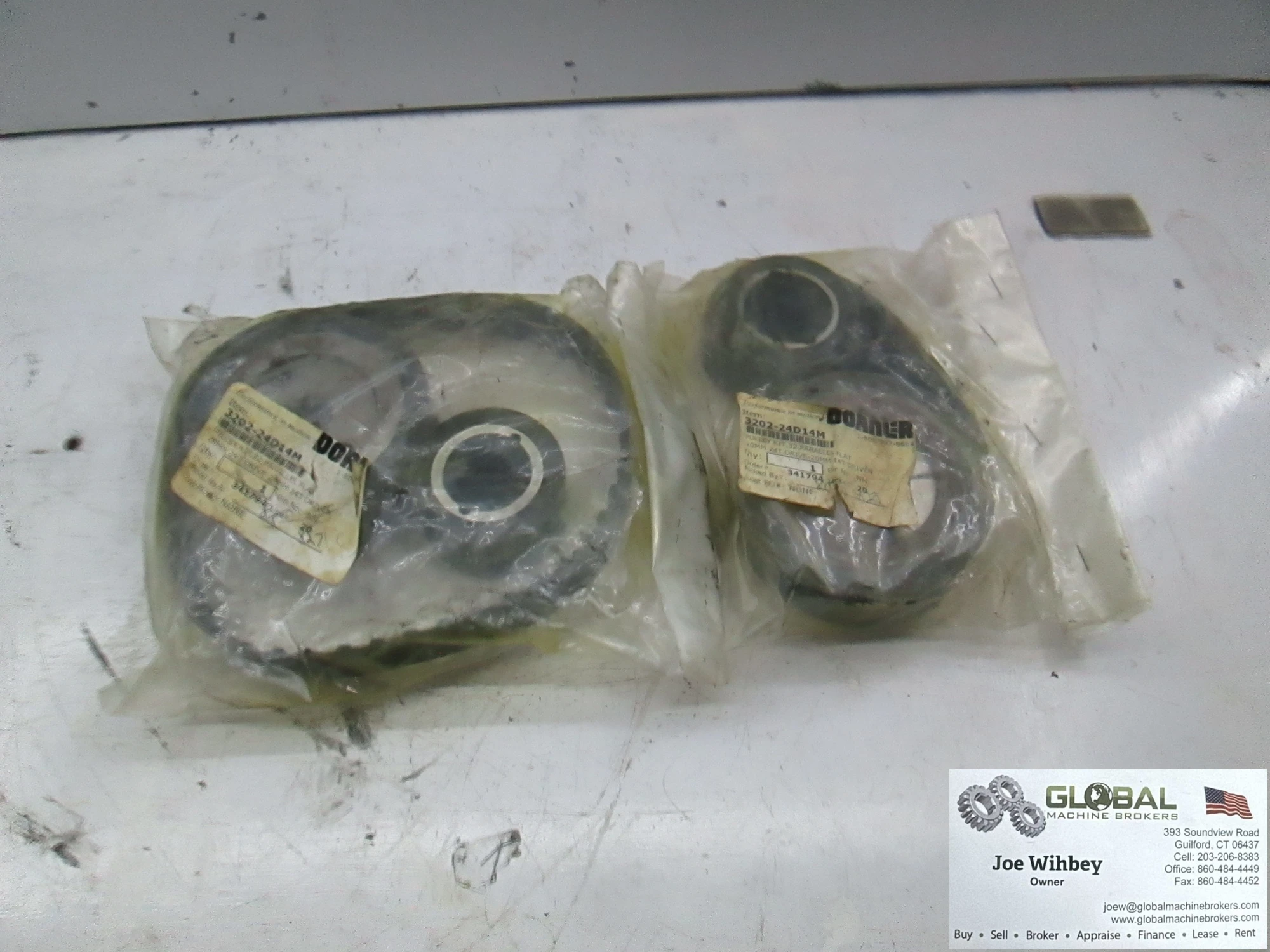 Dorner 3202-24D14M Pully Kit, 32, Parallel Flat 20mm 24T Drive-20mm 14T Driven
