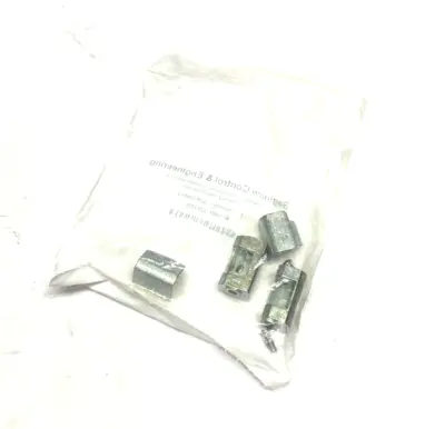 NEW SAGINAW CONTROL & ENGINEERING DOOR HINGE ASSEMBLY