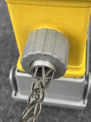 Used Hubbell HBLPOB1D Electrical Boxes California US | Davliegogo LLC #1705726