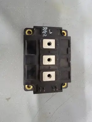 USED MITSUBISHI CM200DY-24E 2RG200B