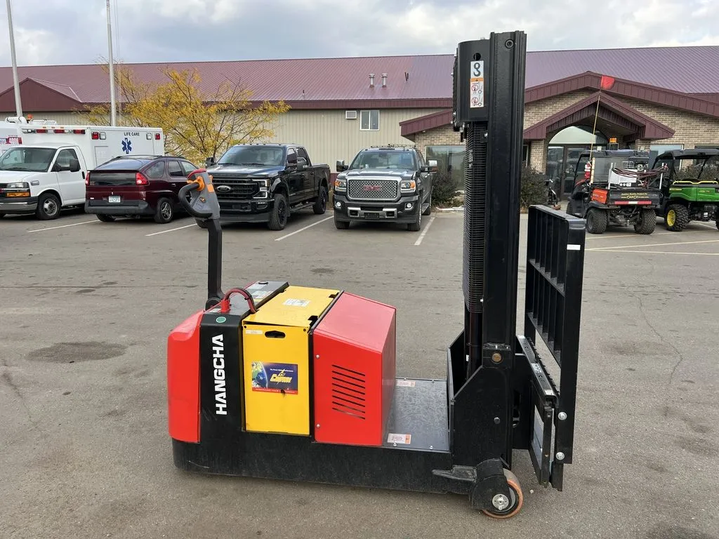 Used 2022 HANGCHA A18 Pallet Stackers Minnesota US | Carco Truck & Equipment #1514301