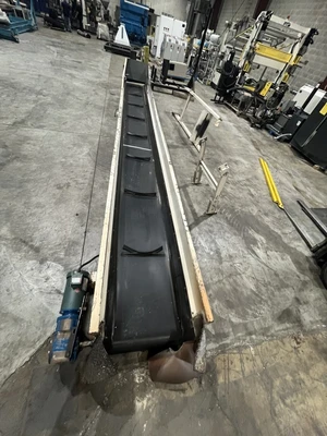 24" Wide x 25' Long Cleated Incline Conveyor