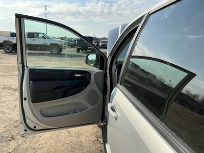 USED 2012 DODGE GRAND CARAVAN