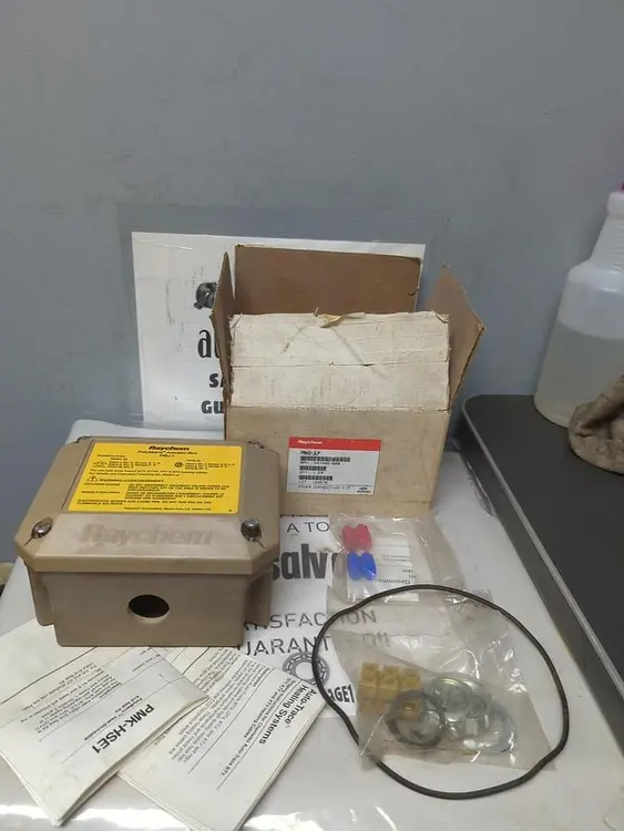 New | in-Stock RAYCHEM PMKG-JLP Miscellaneous Equipment (Electrical & Power) | Surplus Asset Holdings #1201085