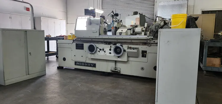 Used 1997 MIGHTY MACHINERY 1340 Universal Cylindrical Grinders Arizona US | Tight Tolerance Machinery #40321