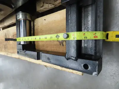 Yale Forklift Mast 193" 3-Stage Tilt Class 2 Electric 3450lbs ERP035VTN36TE084