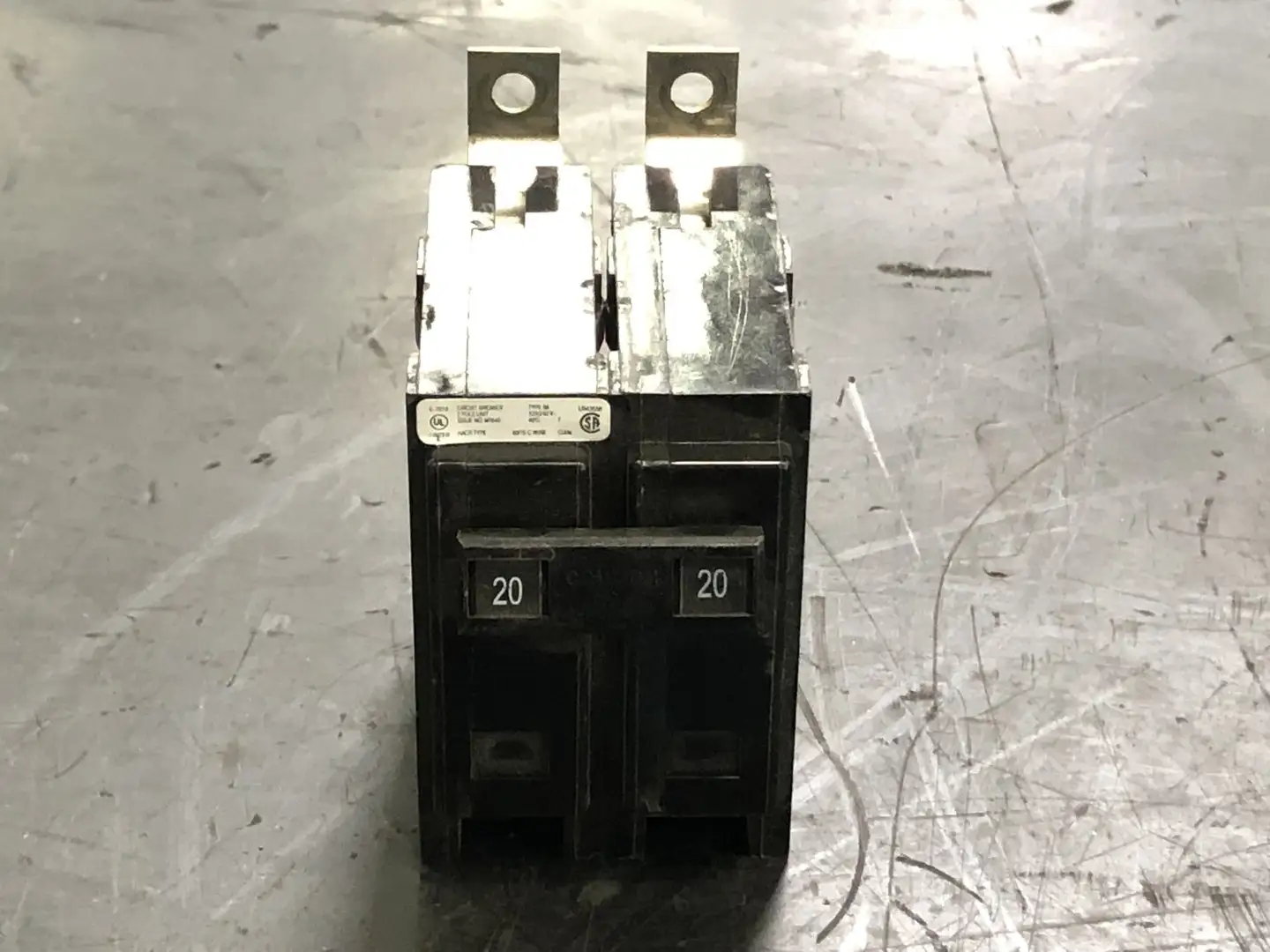 USED CUTLER-HAMMER BA220