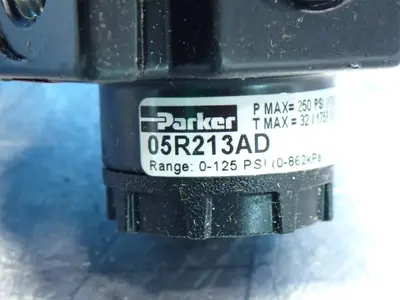 USED PARKER 05R213AD