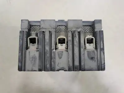 USED SQUARE D 999230