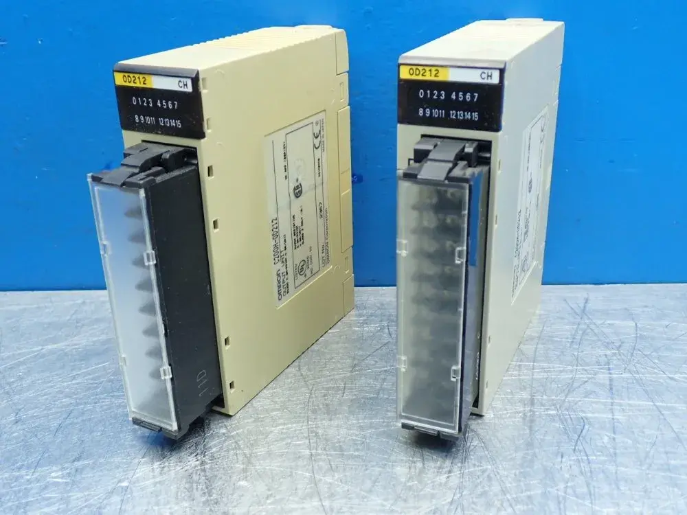 USED OMRON C200HOD212