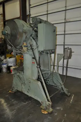 USED L & J W60