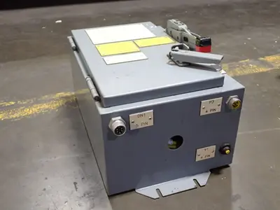 USED 2002 SQUARE D ECS1086