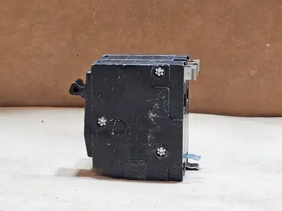 Used SQUARE D QO130 Switchgears British Columbia CA | Lenmark #1438646