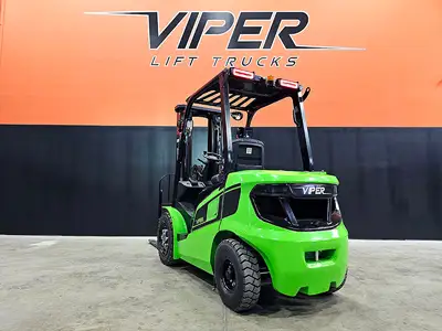 Used 2026 Viper FB30 4-Wheel Sit down Electric Counterbalance Forklifts New York US | United Lift #1446664