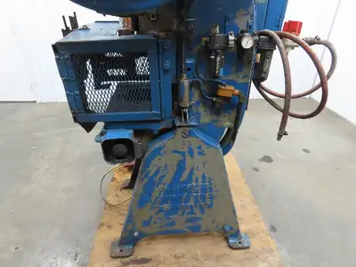L & J No 2 Mechanical Punch Press OBI 18 Ton 2.5" Stroke 18x11.5" Bed 6.5 Throat