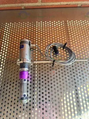 Used J-KEM OHS-1M OVERHEAD STIRRER W/ J-KEM OHS-DSC SPEED CONTROLLER Stirrers California US | Equipment Lab #1419564