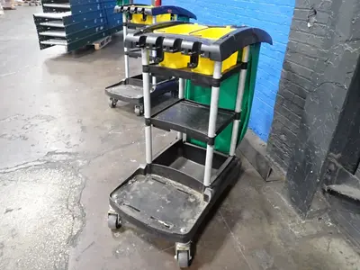 Rubbermaid Janitor Cart