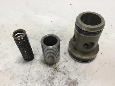 USED VICKERS 25-D10-30