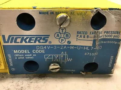 USED VICKERS DG4V-3-2A-M-U-HL7-60