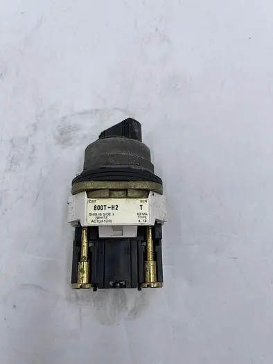 Used ALLEN-BRADLEY ALLEN-BRADLEY 800T-H2 SER T Misc Electrical & Power Parts | ND Industrial Surplus #1212898