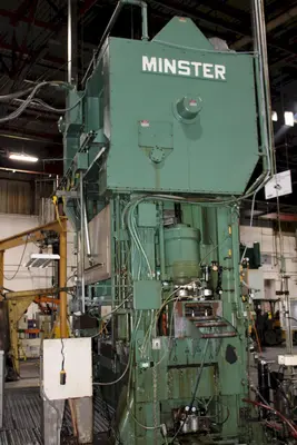 USED 1988 MINSTER 400 TON SSDC PRESS