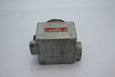 Used Crouse-Hind ETF-2 Electrical Boxes California US | Davliegogo LLC #1706580