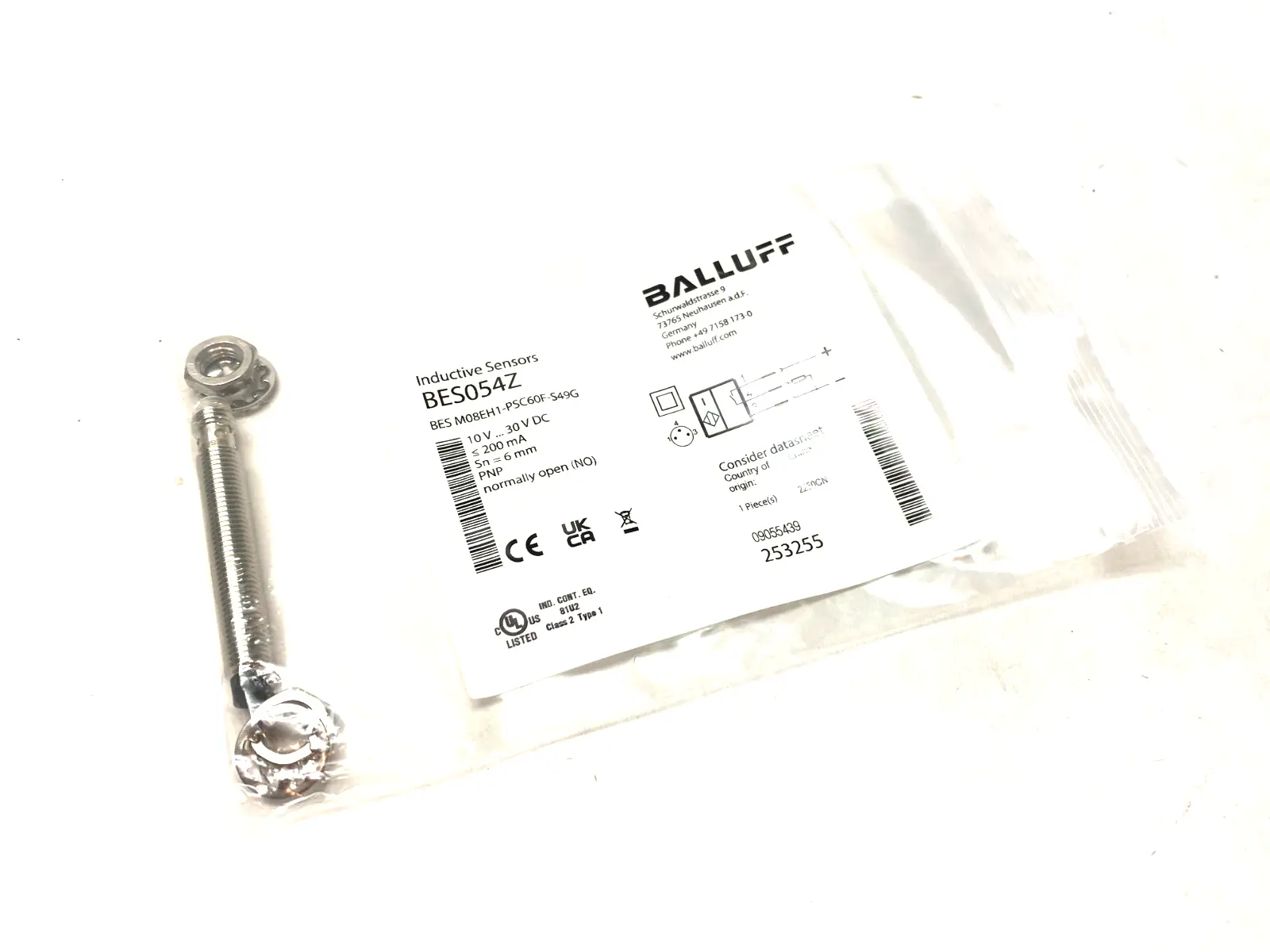 NEW BALLUFF INDUCTIVE PROXIMITY SENSOR PNP 6MM RANGE